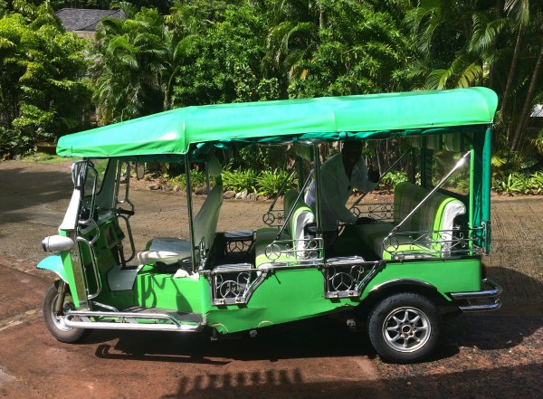 A tuk tuk at Sugar Beach