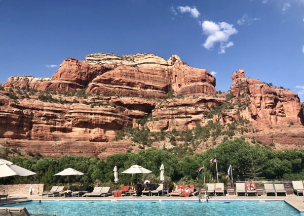 Enchantment pool with a mountain in front